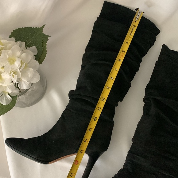 MANOLO BLAHNIk Slouchy Suede Leather Boots - Picture 10 of 15